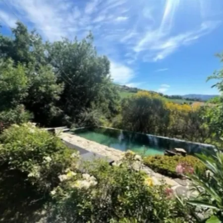 Borgo Spescia -la Giustiniano- Piscina Parco Relax بيت ضيافة