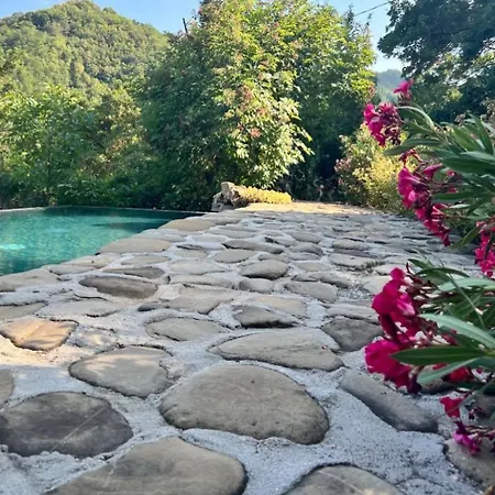 Borgo Spescia -la Giustiniano- Piscina Parco Relax