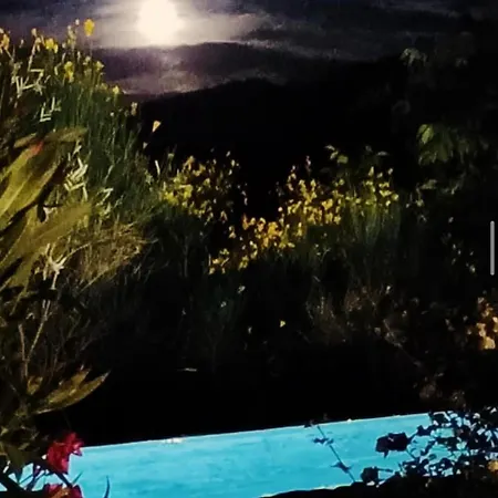 Borgo Spescia -la Giustiniano- Piscina Parco Relax بيت ضيافة 3*
